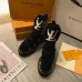 Louis Vuitton Beaubourg Ankle Boots in Black Leather with Shearling