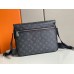 Louis Vuitton Messengerama Bag In Taigarama M30746