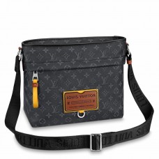 Louis Vuitton Besace Zippee Bag In Monogram Eclipse Canvas M45214