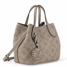 Louis Vuitton Blossom PM Bag In Galet Mahina Leather M21849
