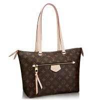 Louis Vuitton Iena PM Bag In Monogram Canvas M42268